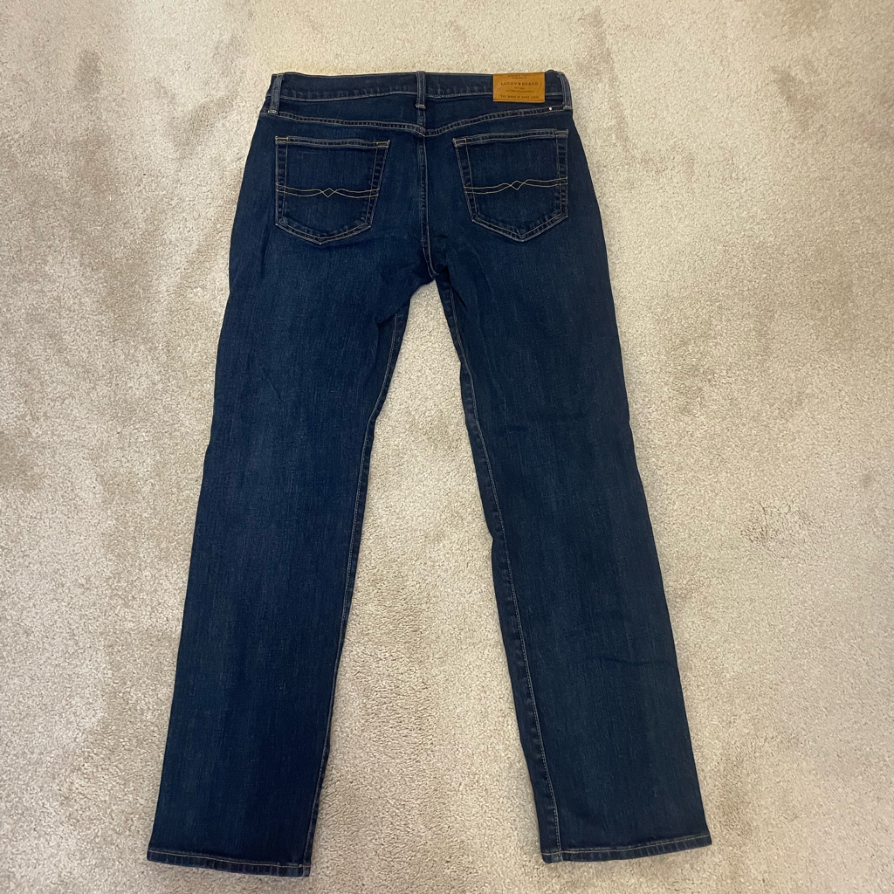Lucky Brand Mens Jeans 33 Waist 30 Length